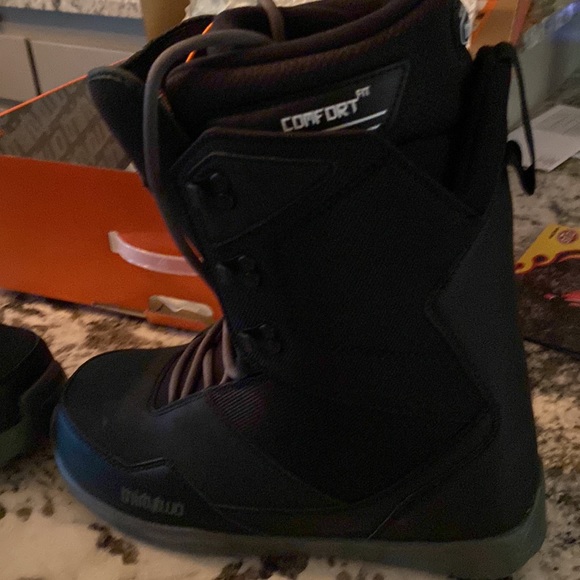 Thirtytwo Shifty Snowboard Boots - Picture 8 of 12